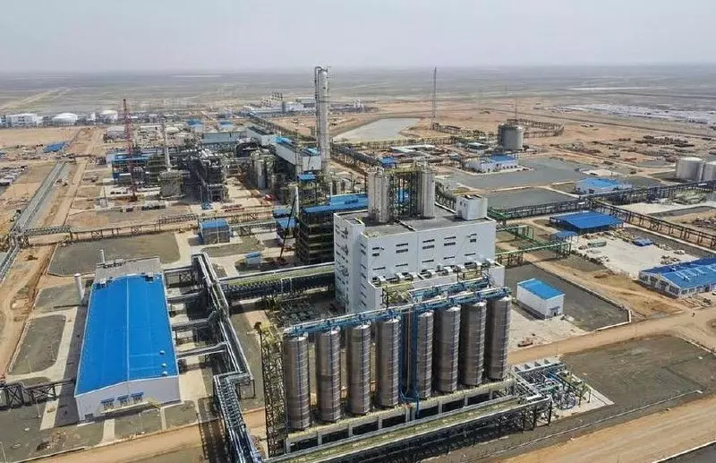 ТОО «Kazakhstan Petrochemical Industries Inc.» заключило с Евразийским банком развития договор об открытии кредитной линии в размере 150 млн долл. США. Средства планируется направить на текущие операционные цели