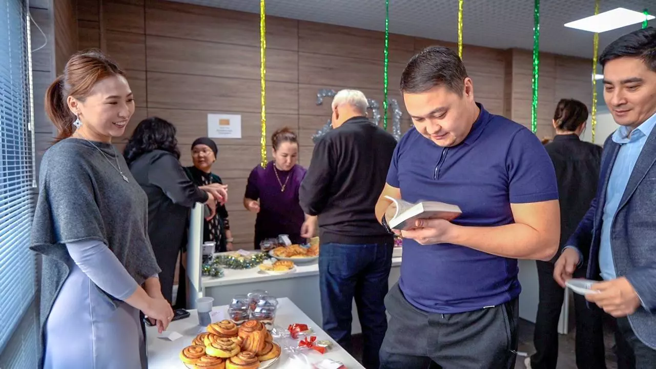 KPI employees competed with their minds and intellect in the game "Kazakhsha Quiz"