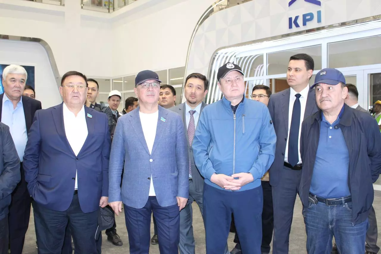 Компания KPI приняла делегацию депутатов