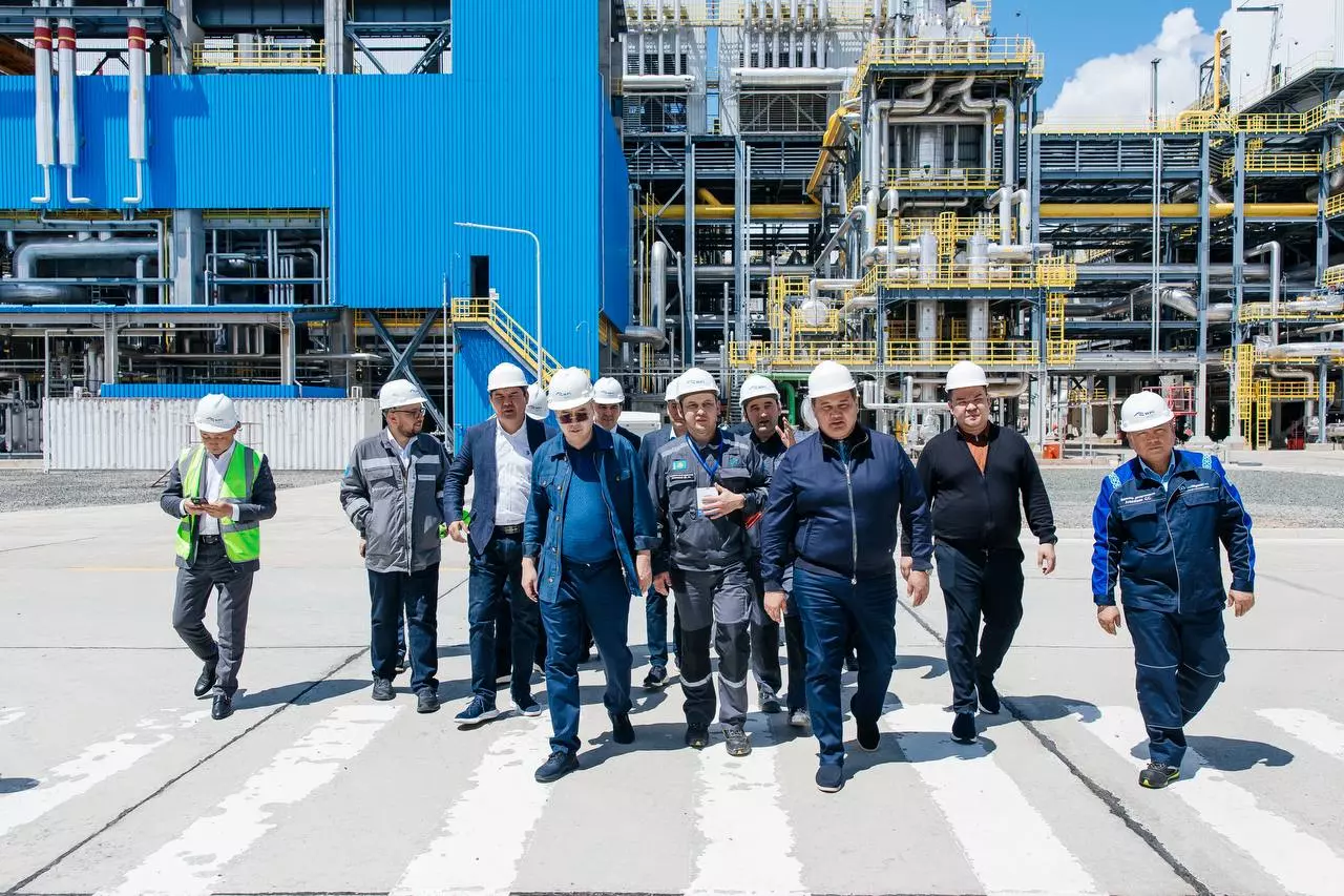 Первый заместитель Премьер-министра РК Нурлыбек Налибаев ознакомился с динамикой развития и новыми возможностями производства KPI